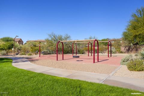 3925 E Patrick Ln, Phoenix, AZ 85050 photo 4