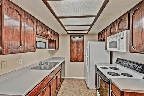 3301 Earll Dr #101, Phoenix, AZ 85018 photo 8