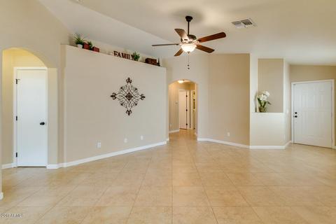3235 E Kerry Ln, Phoenix, AZ 85050 photo 5