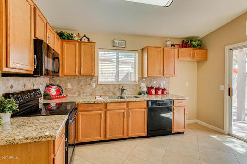 3235 E Kerry Ln, Phoenix, AZ 85050 photo 10