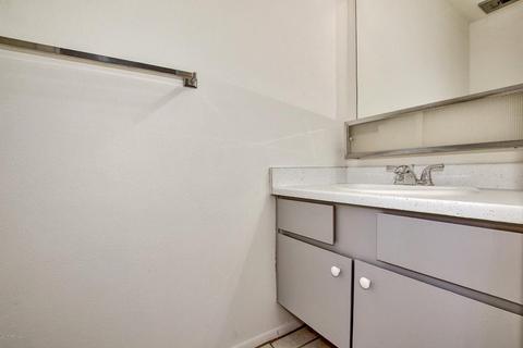 5523 N 40th Dr, Phoenix, AZ 85019 photo 21