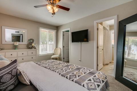 205 E Fleet Dr, Tempe, AZ 85283 photo 25