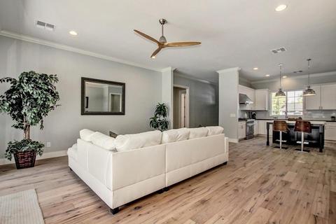 3705 E Piccadilly Rd, Phoenix, AZ 85018 photo 7