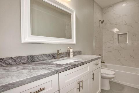 3705 E Piccadilly Rd, Phoenix, AZ 85018 photo 14