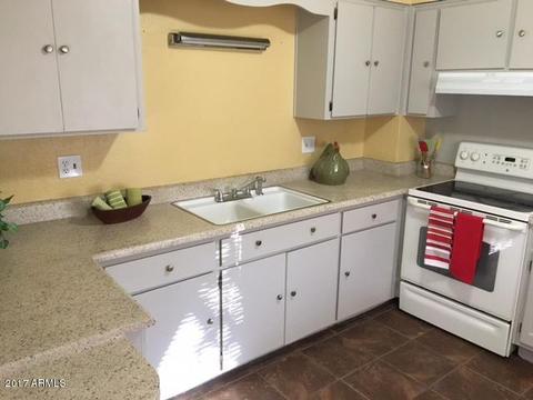 3208 N 64th Dr, Phoenix, AZ 85033 photo 7