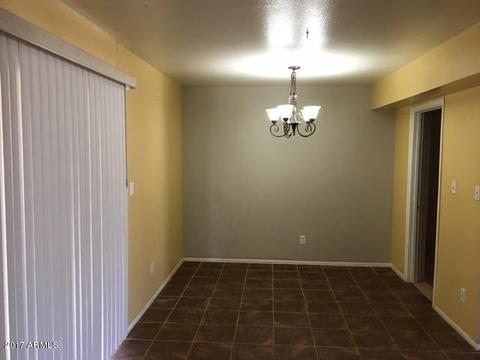 3208 N 64th Dr, Phoenix, AZ 85033 photo 8