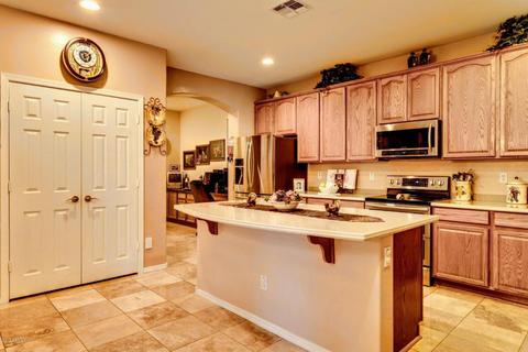 1649 E Iris Dr, Chandler, AZ 85286 photo 13