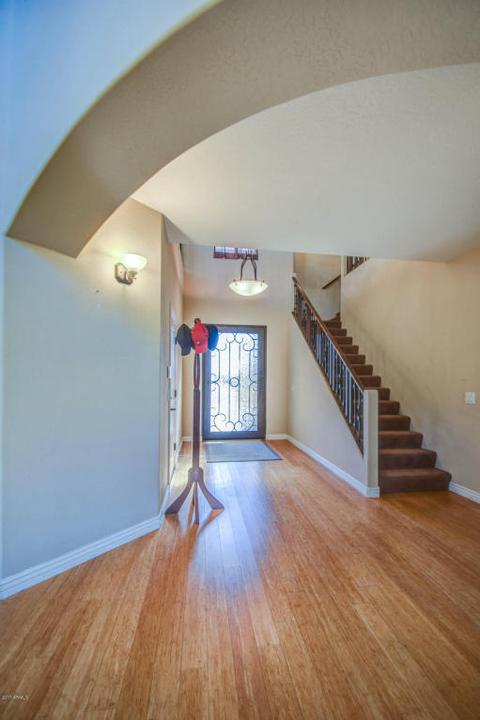 4234 E Knudsen Dr, Phoenix, AZ 85050 photo 2