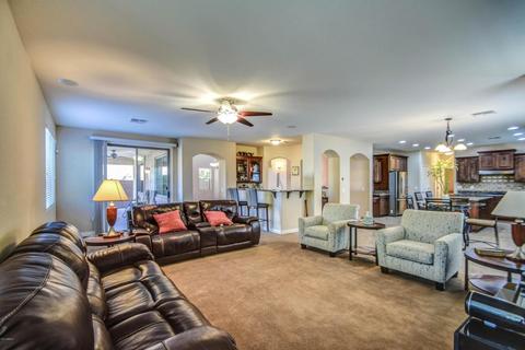 4234 E Knudsen Dr, Phoenix, AZ 85050 photo 4