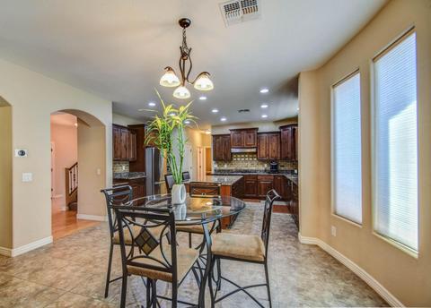 4234 E Knudsen Dr, Phoenix, AZ 85050 photo 5