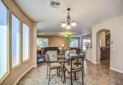 4234 E Knudsen Dr, Phoenix, AZ 85050 photo 9