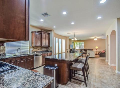 4234 E Knudsen Dr, Phoenix, AZ 85050 photo 6