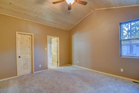 2053 Wilderness Dr, Overgaard, AZ 85933 photo 5