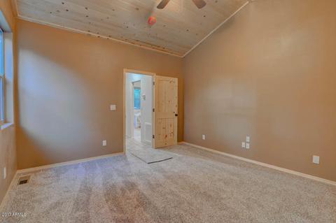 2053 Wilderness Dr, Overgaard, AZ 85933 photo 7