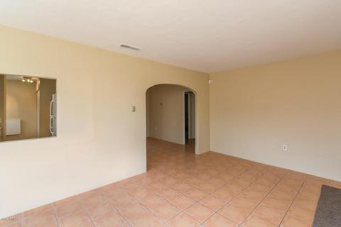 31 E Woodward Dr, Phoenix, AZ 85004 photo 6