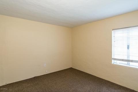 31 E Woodward Dr, Phoenix, AZ 85004 photo 13