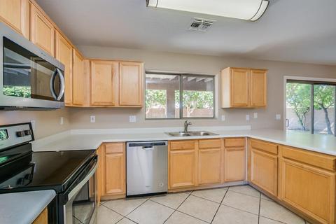 2702 E Gary Way, Phoenix, AZ 85042 photo 6