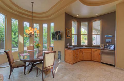 306 E Wexford Cv, Phoenix, AZ 85020 photo 12