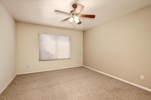 5319 S Mitchell Dr, Tempe, AZ 85283 photo 4