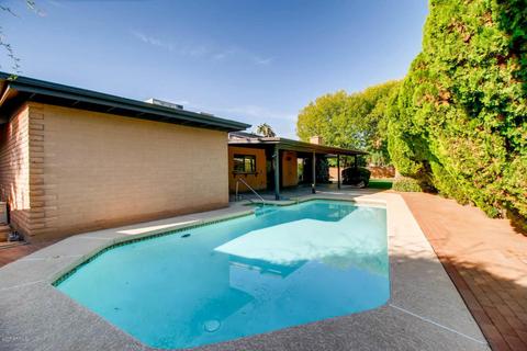 24 E Caribbean Ln, Phoenix, AZ 85022 photo 2