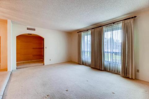 24 E Caribbean Ln, Phoenix, AZ 85022 photo 9