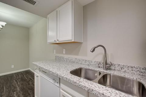 4253 N 68th Ln, Phoenix, AZ 85033 photo 10