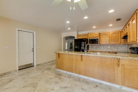 501 E Meadows Ln, Gilbert, AZ 85234 photo 2