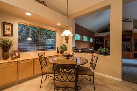585 E Constitution Dr, Gilbert, AZ 85296 photo 18