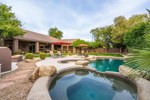 585 E Constitution Dr, Gilbert, AZ 85296 photo 62
