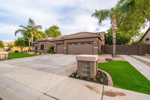 585 E Constitution Dr, Gilbert, AZ 85296 photo 3