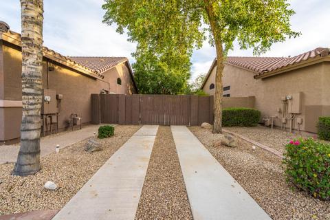 585 E Constitution Dr, Gilbert, AZ 85296 photo 8