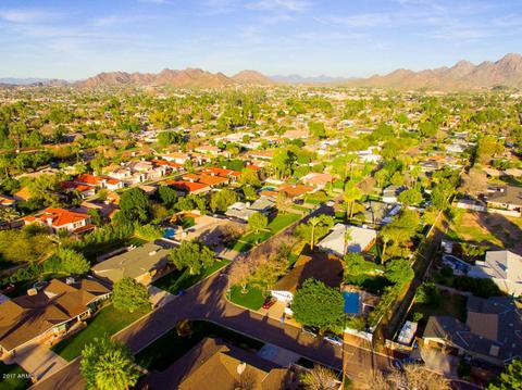 102 E Kaler Dr, Phoenix, AZ 85020 photo 3