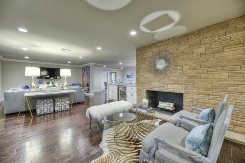 102 E Kaler Dr, Phoenix, AZ 85020 photo 8
