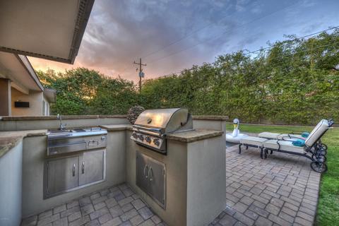 102 E Kaler Dr, Phoenix, AZ 85020 photo 32