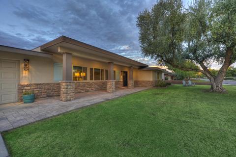 102 E Kaler Dr, Phoenix, AZ 85020 photo 4