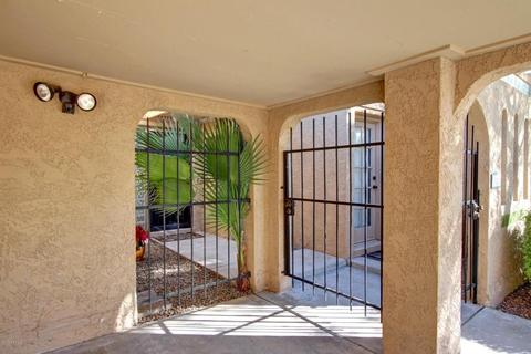 1126 E Cochise Dr, Phoenix, AZ 85020 photo 4