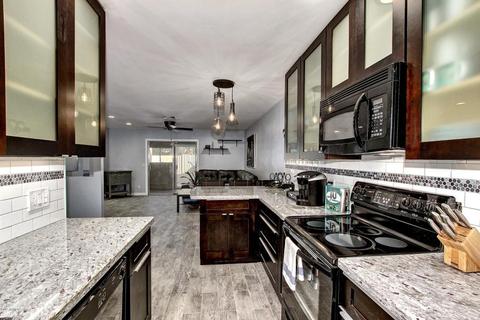 1126 E Cochise Dr, Phoenix, AZ 85020 photo 15
