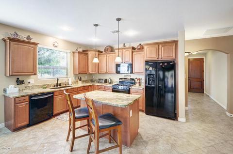 4318 E Folgers Rd, Phoenix, AZ 85050 photo 4