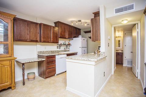 5525 E Thomas Rd #R10, Phoenix, AZ 85018 photo 10