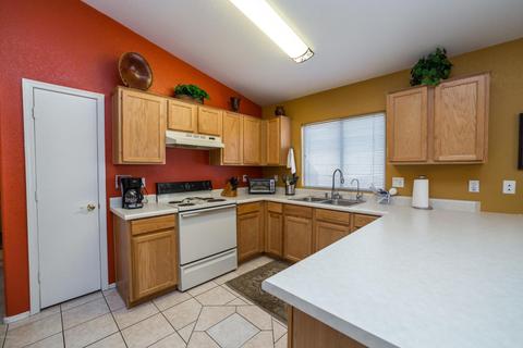 3028 E Blackhawk Dr, Phoenix, AZ 85050 photo 14