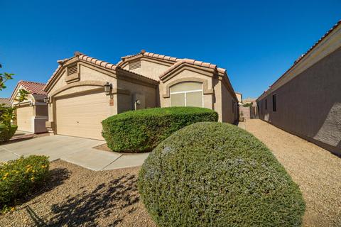 3028 E Blackhawk Dr, Phoenix, AZ 85050 photo 2