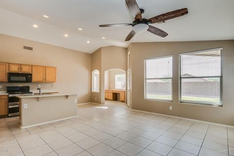 9053 E Hillview Cir, Mesa, AZ 85207 photo 4
