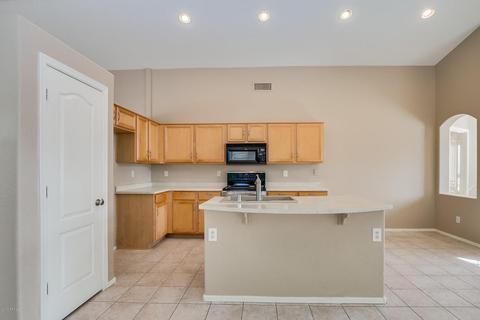 9053 E Hillview Cir, Mesa, AZ 85207 photo 7