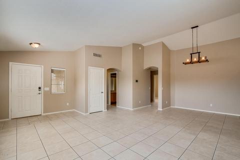 9053 E Hillview Cir, Mesa, AZ 85207 photo 3