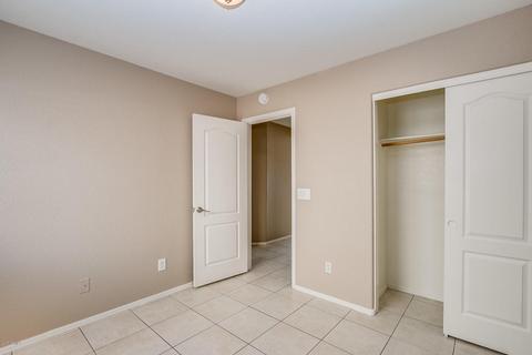 9053 E Hillview Cir, Mesa, AZ 85207 photo 14