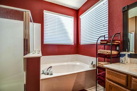 64 S Debra Dr, Gilbert, AZ 85296 photo 21
