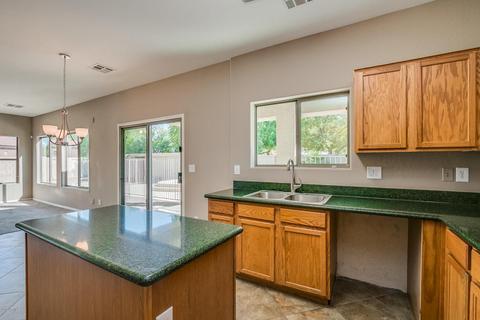 2001 S 83rd Dr, Tolleson, AZ 85353 photo 4