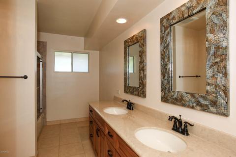 8324 N 10th Ave, Phoenix, AZ 85021 photo 9