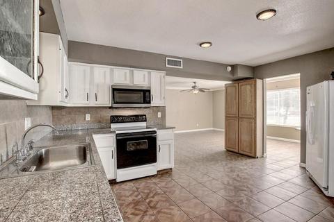 4124 E Vineyard Rd, Phoenix, AZ 85042 photo 3
