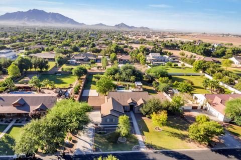 2633 E Ridgewood Ln, Gilbert, AZ 85298 photo 1